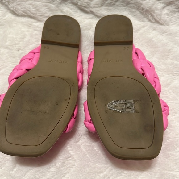Vionic Kalina braided slides - Picture 3 of 3